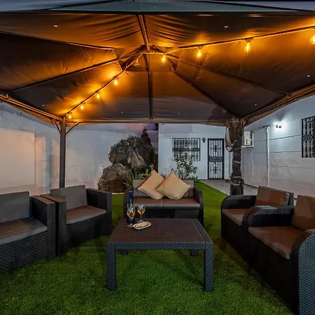 아파트 Casa Monash *